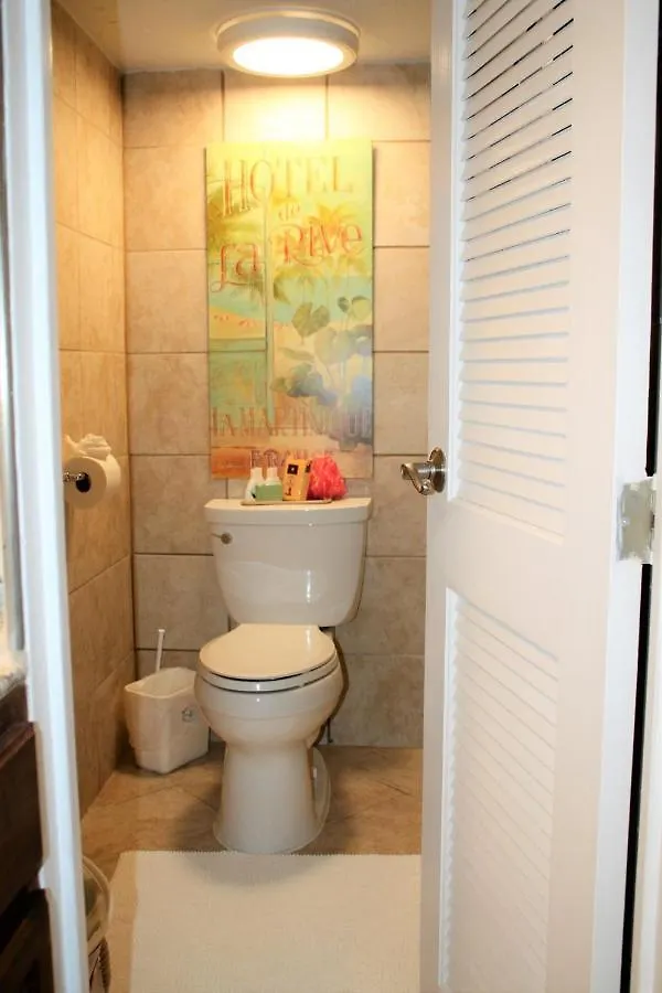 Bay Mariner - Gorgeous Water Front Condo! Sarasota