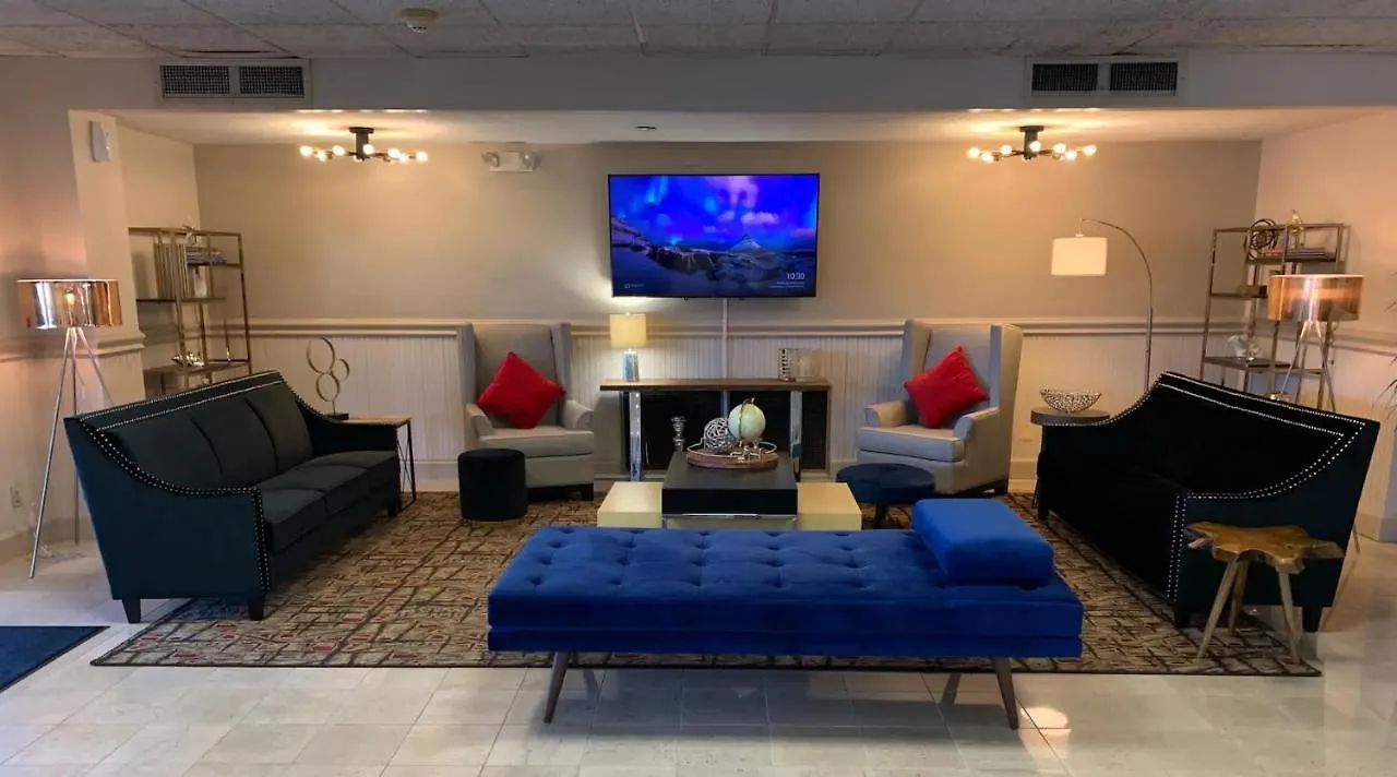 Bay Mariner - Gorgeous Water Front Condo! Sarasota
