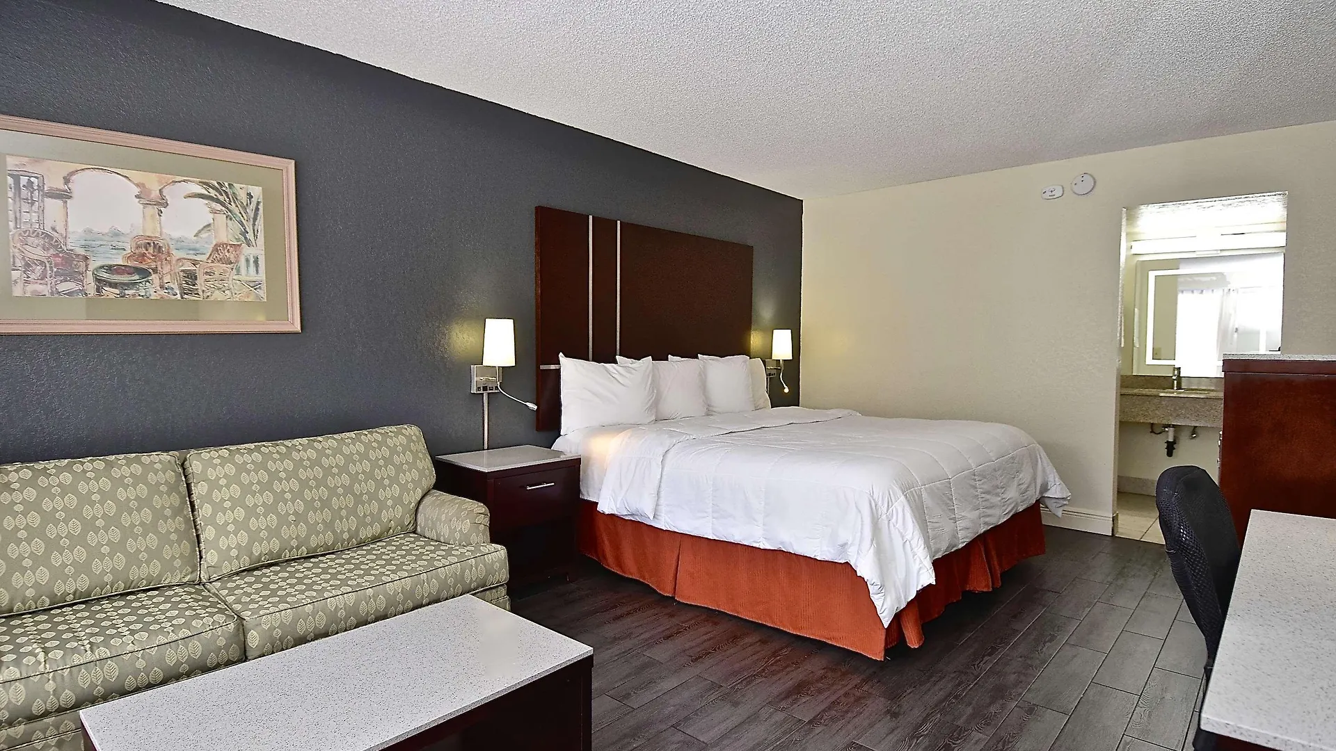 Surestay By Western Lido Hotel