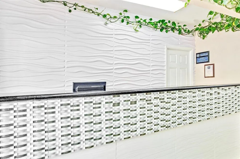 Surestay By Western Lido Hotel