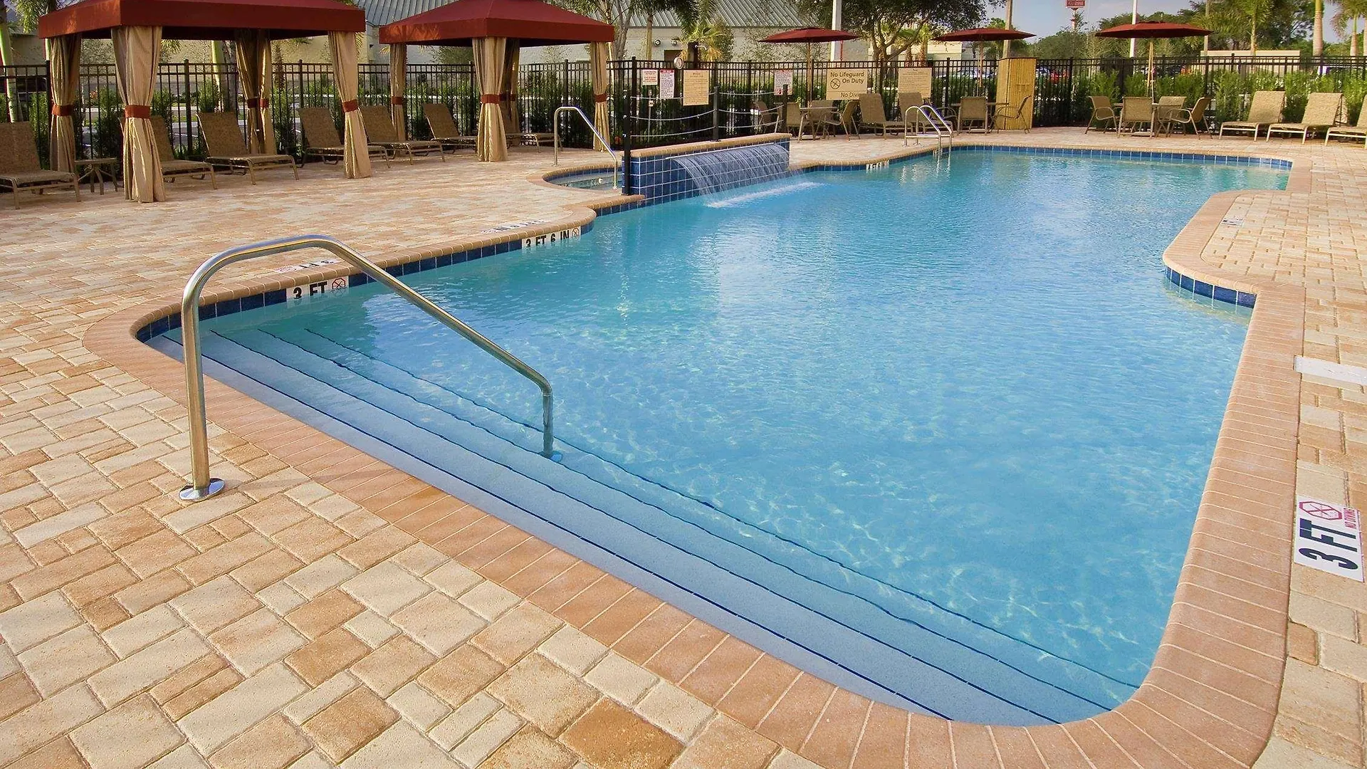 Hampton And Sarasota/lakewood Ranch Hotel 3*