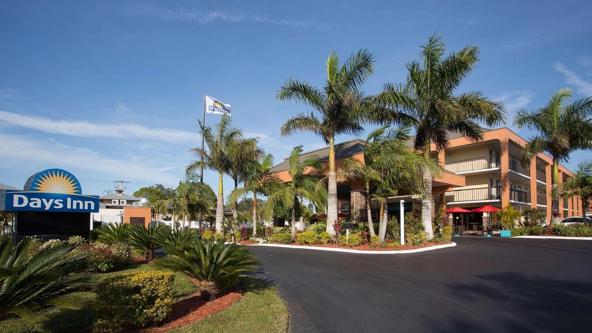 Days By Wyndham Bay Sarasota