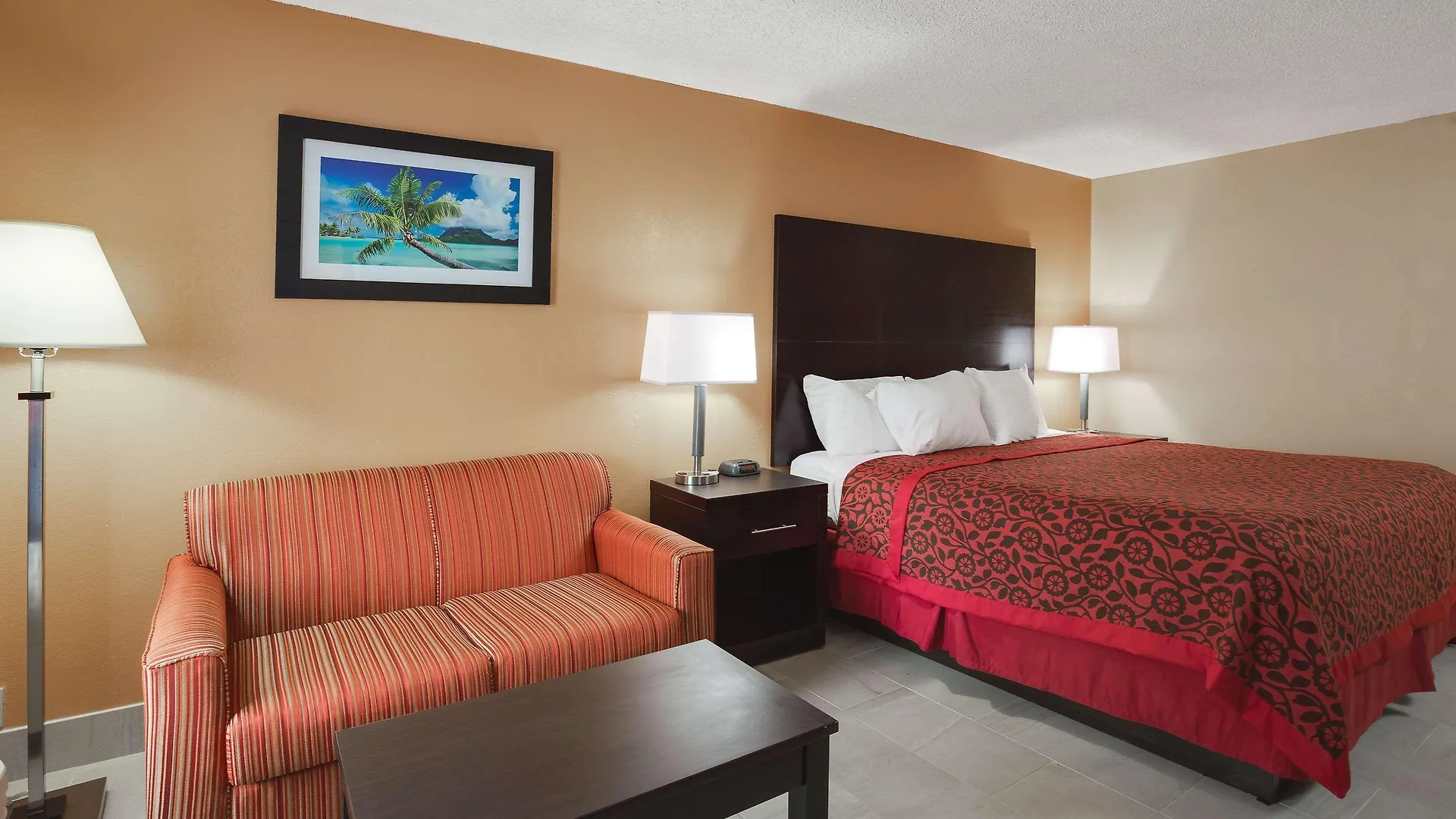 Days By Wyndham Bay Hotel Sarasota