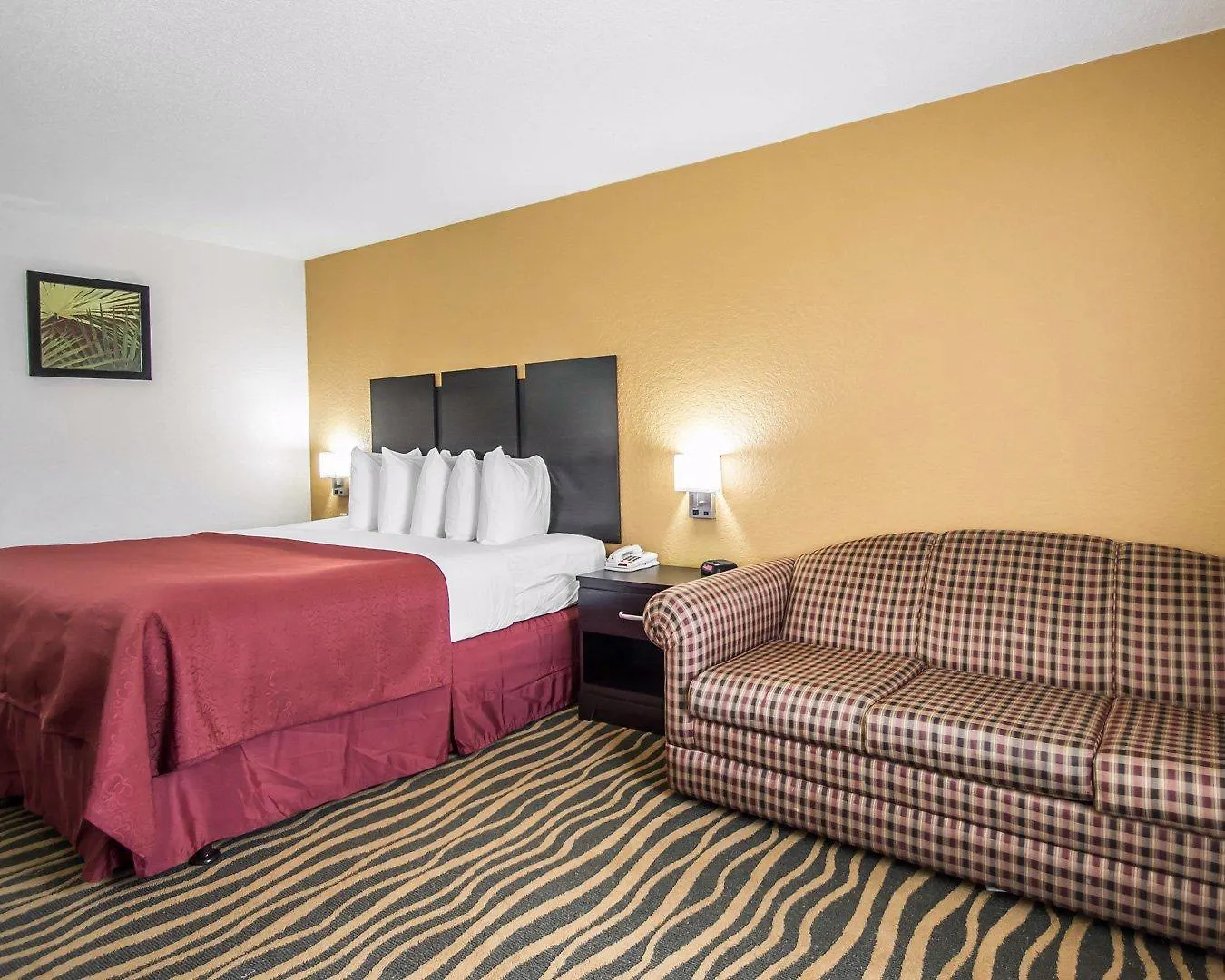Inn Quality I-75 2*