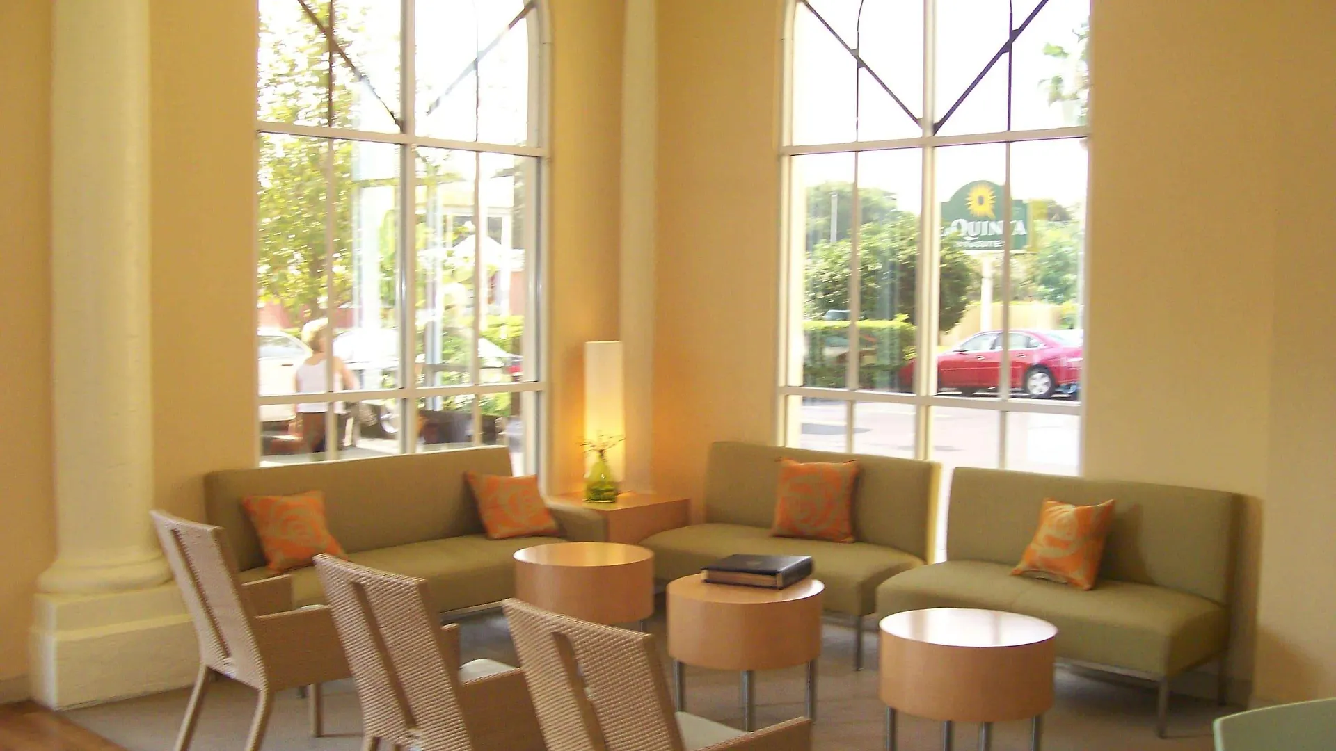 La Quinta By Wyndham Downtown Hotel