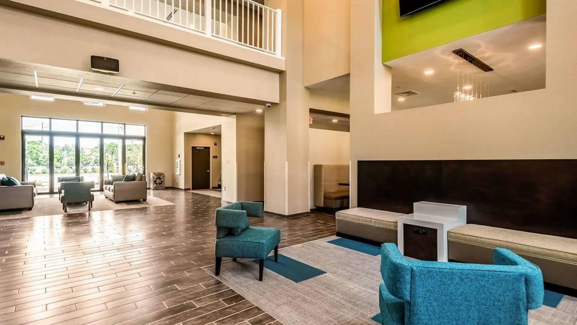 Hotel Magnolia Pointe; Bw Signature Collection