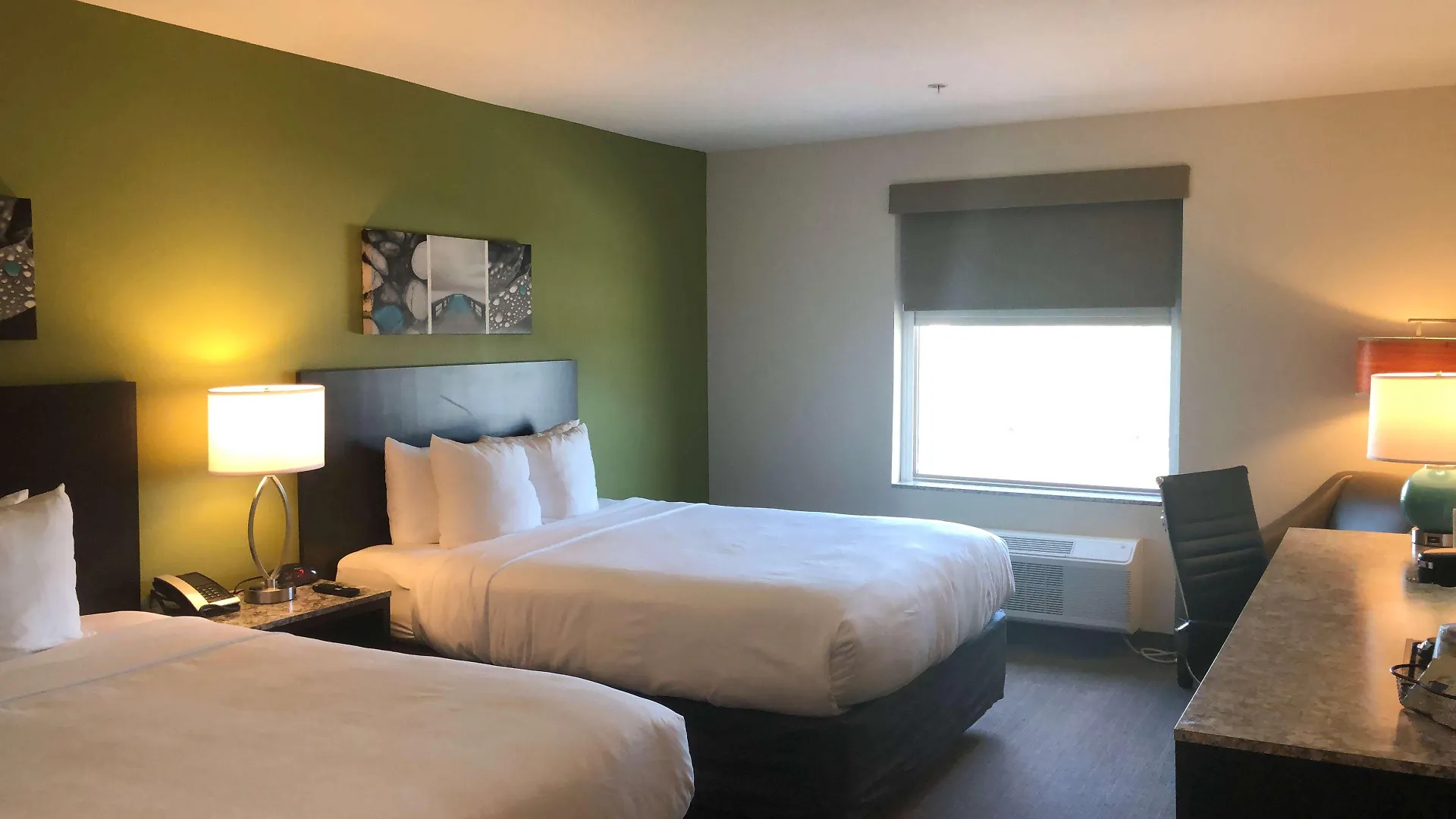 Magnolia Pointe; Bw Signature Collection Hotel