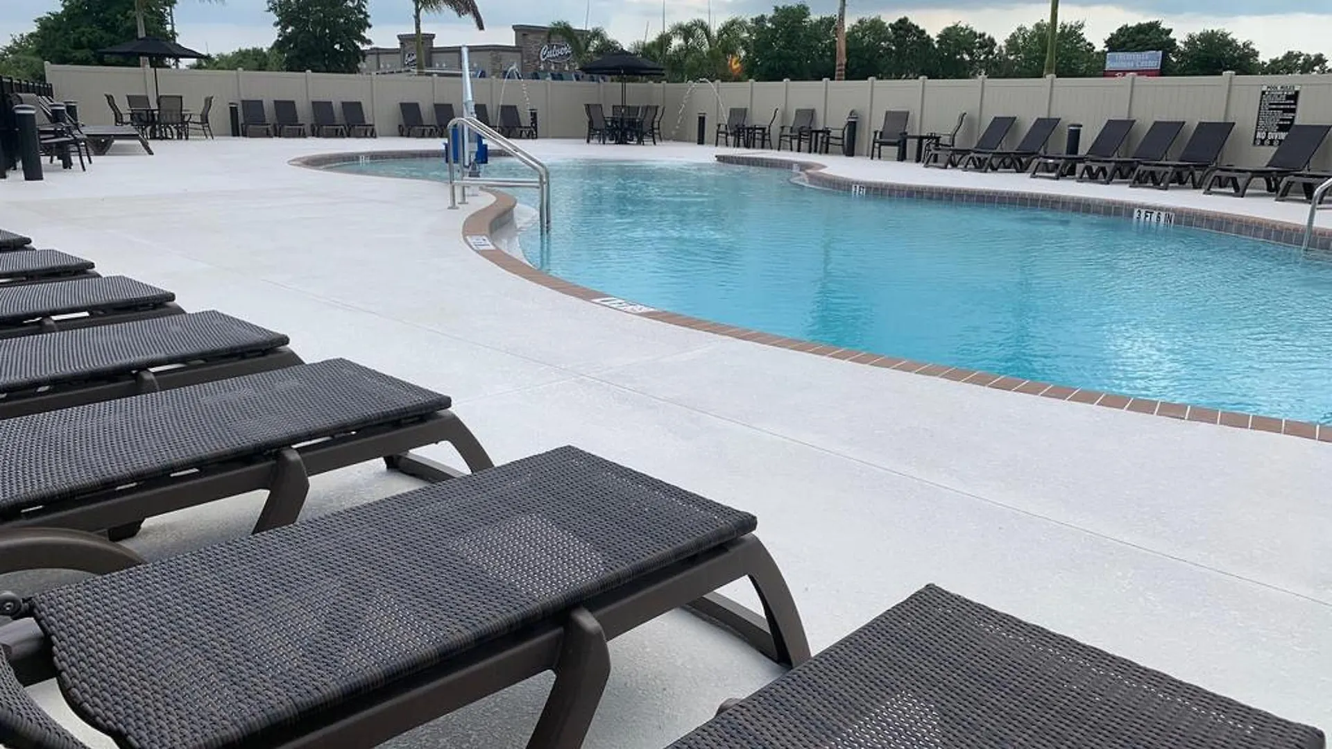 Magnolia Pointe; Bw Signature Collection Hotel