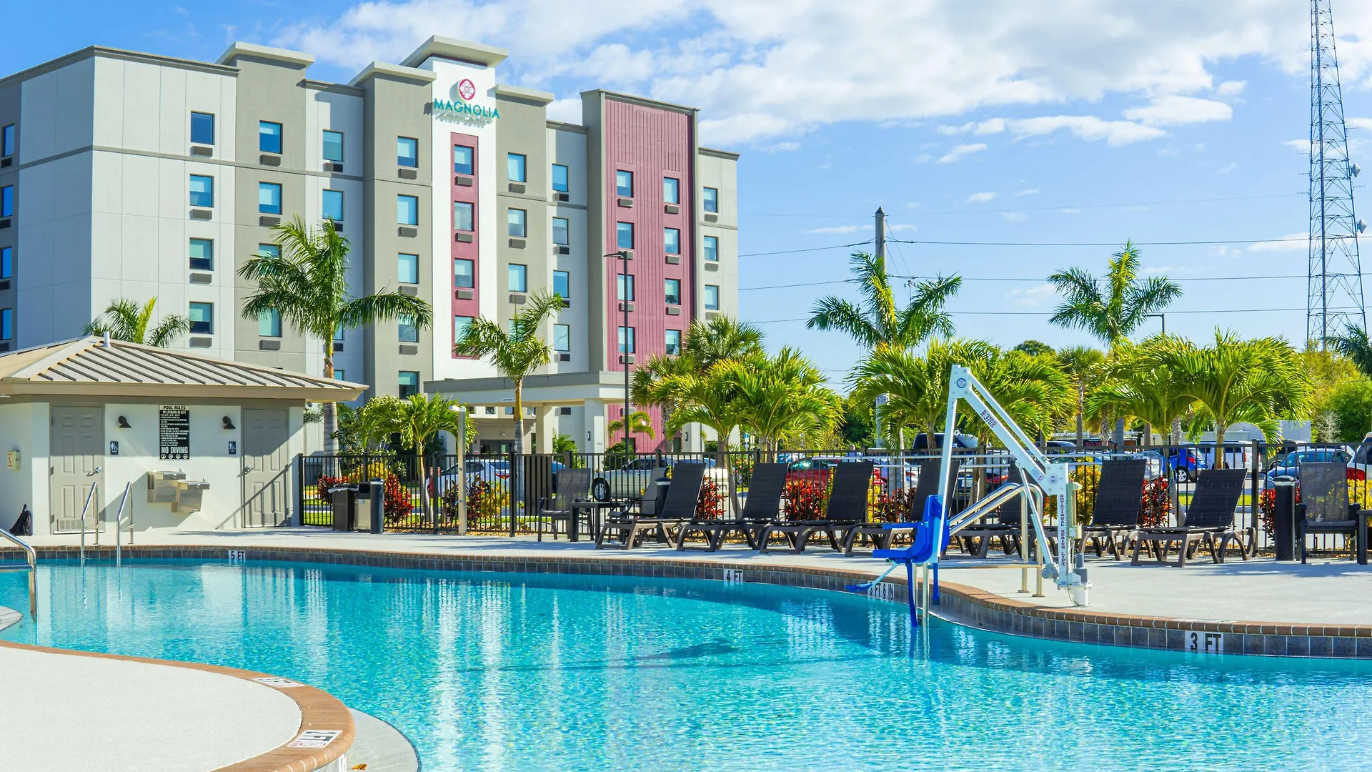 Magnolia Pointe; Bw Signature Collection Hotel 2*