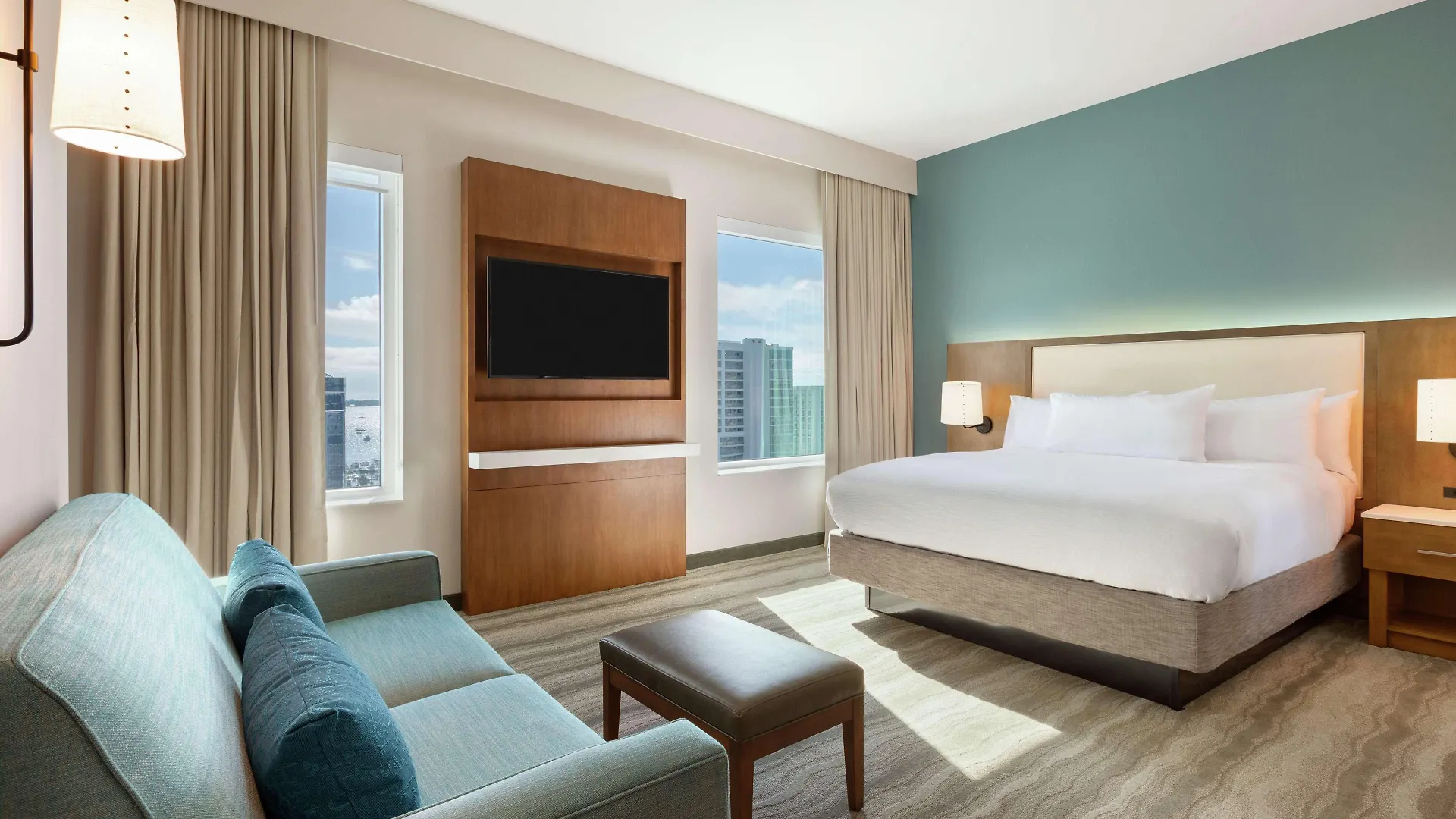 Embassy By Hilton Hotel 4*