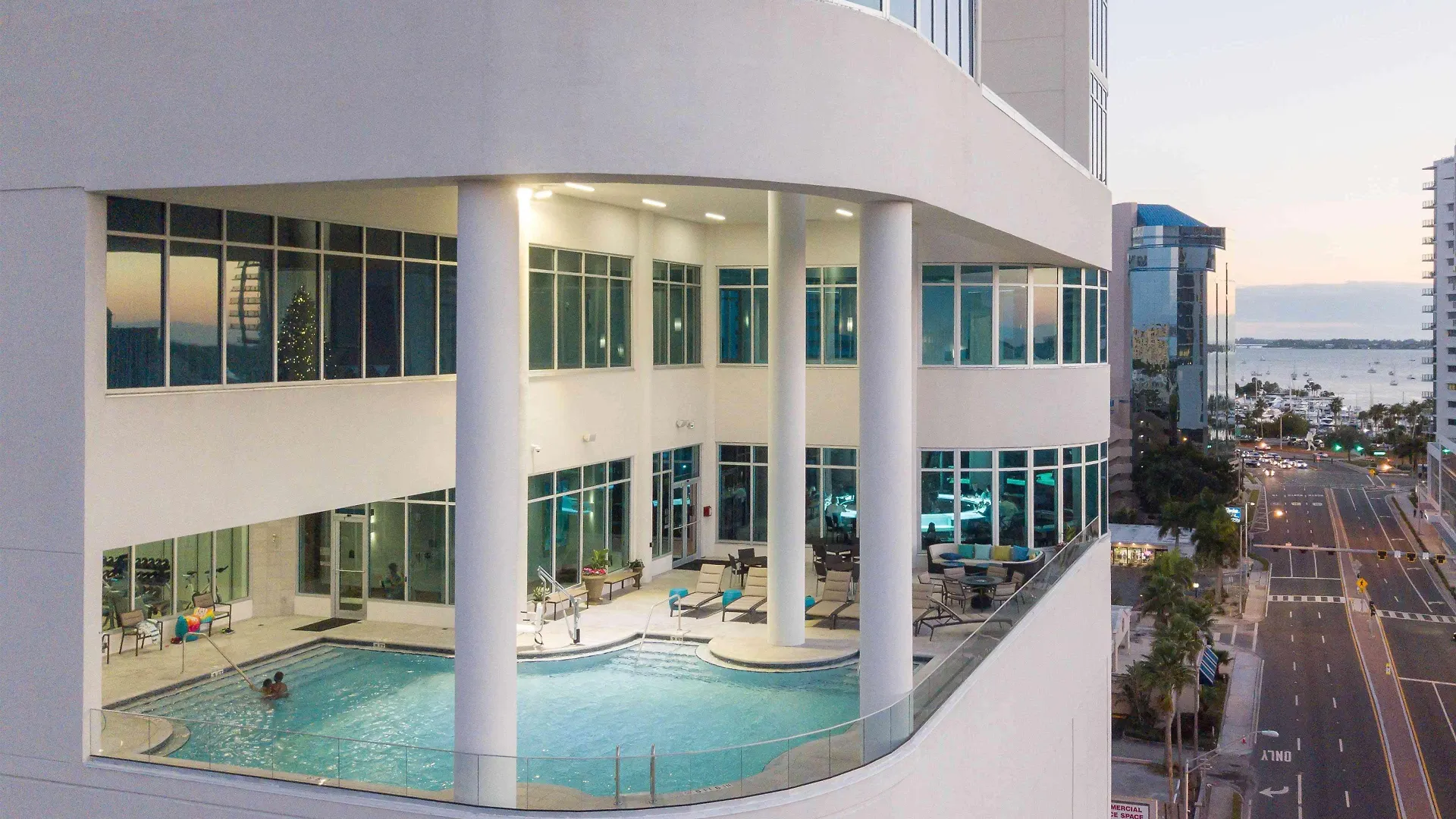 Embassy By Hilton 4*