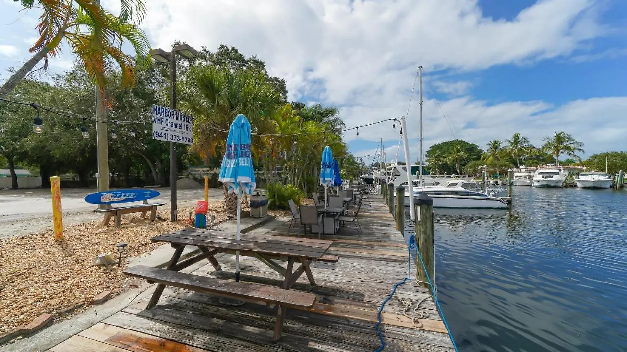 Aparthotel Cay Club #614 Bunk Bed, Heated Pool, Tiki Bar, More! Sarasota