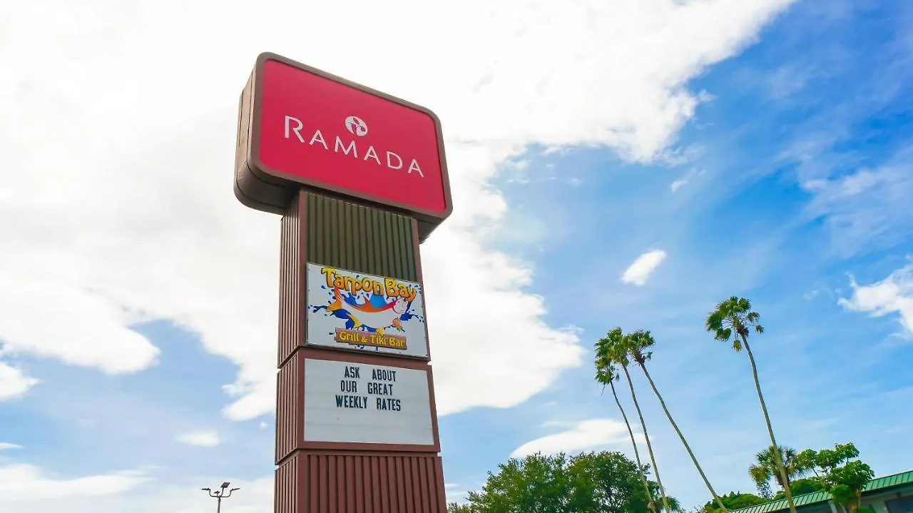 Cay Club #612 - Heated Pool, Bunk Beds, Huge Tv, Tiki Bar, More! Sarasota