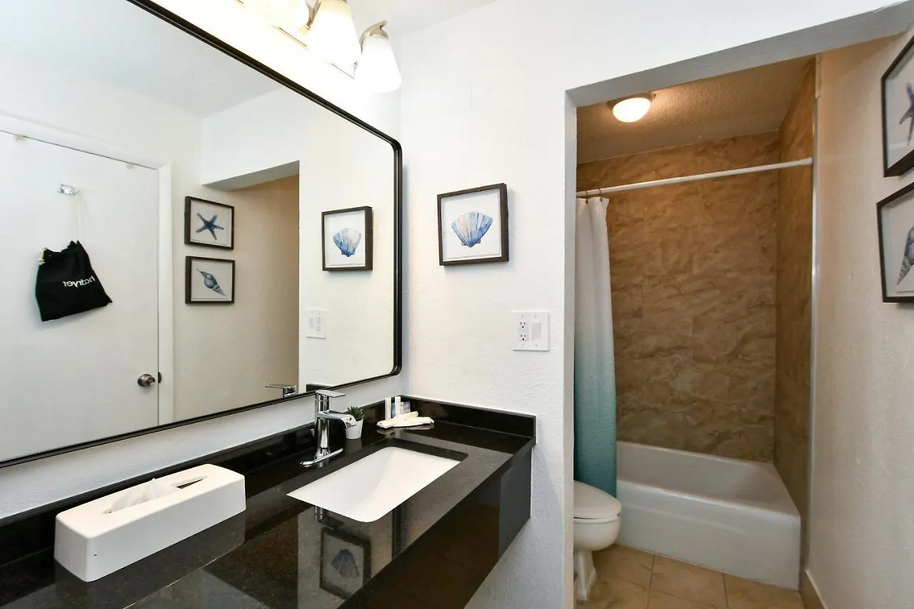 Aparthotel Cay Club #612 - Heated Pool, Bunk Beds, Huge Tv, Tiki Bar, More! *