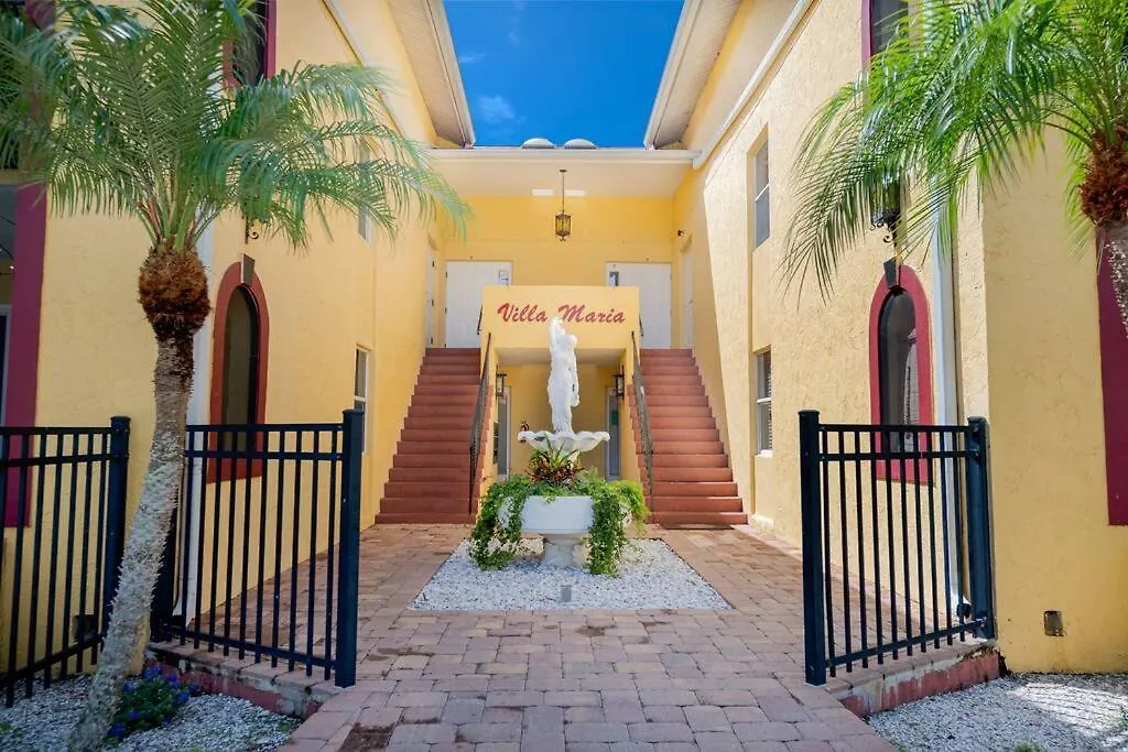* New * Serene Retreat / Private Patio & Pool * Apartment *