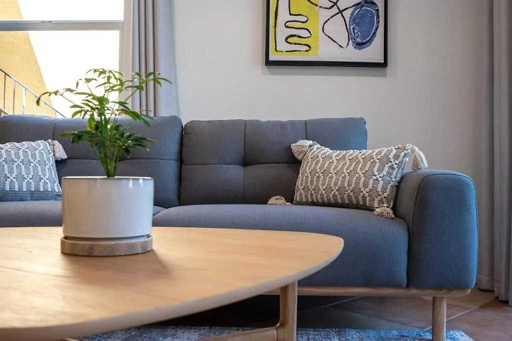 * New * Serene Retreat / Private Patio & Pool * Apartment