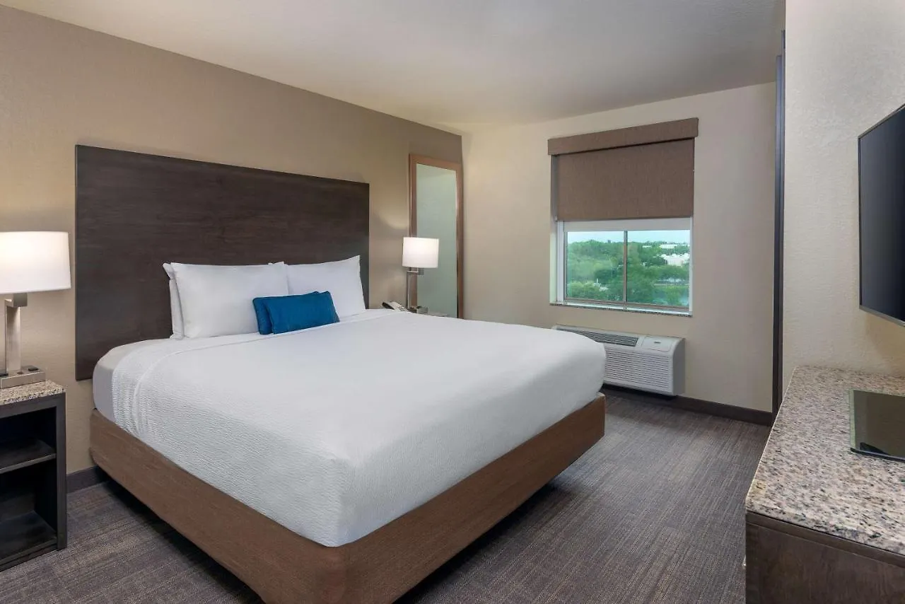 Ameniti Bay - Western Signature Collection Hotel