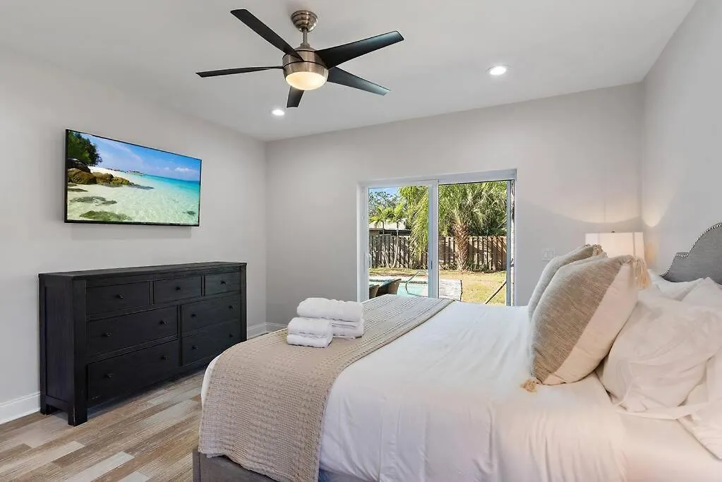 Nyaraló Florida Getaway With Backyard Pool Oasis *