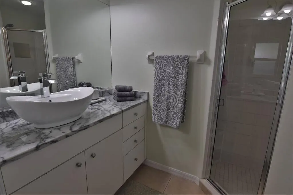 Florinda 3bdr/2bth 2car Garage With New Pool *