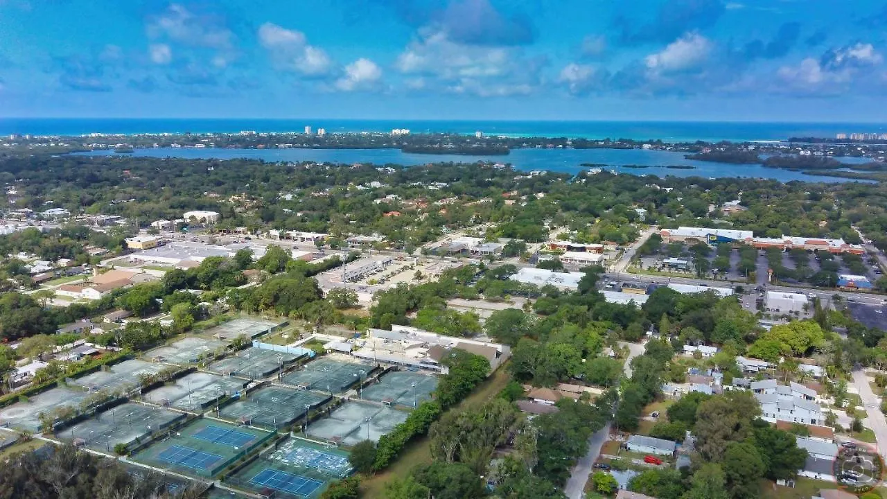 Tropical Oasis, Heated Pool, Hot Tub, Near Siesta Key *