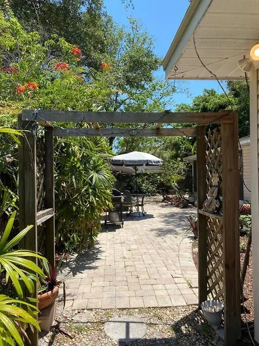 One Bed Near Beaches And Downtown * 萨拉索塔