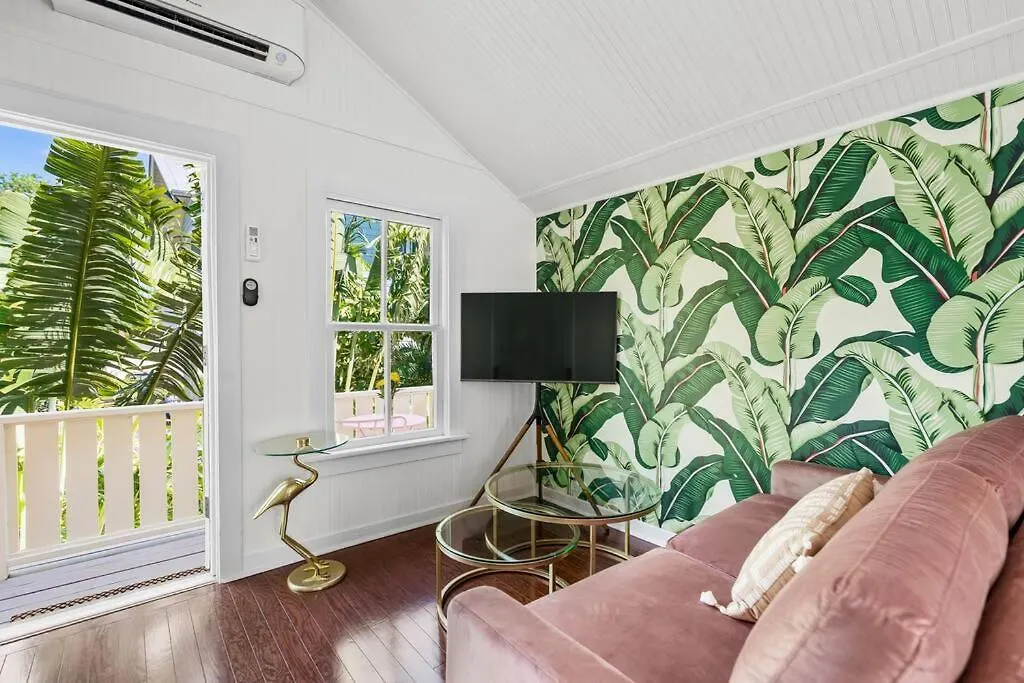 The Julia Place Carriage House *