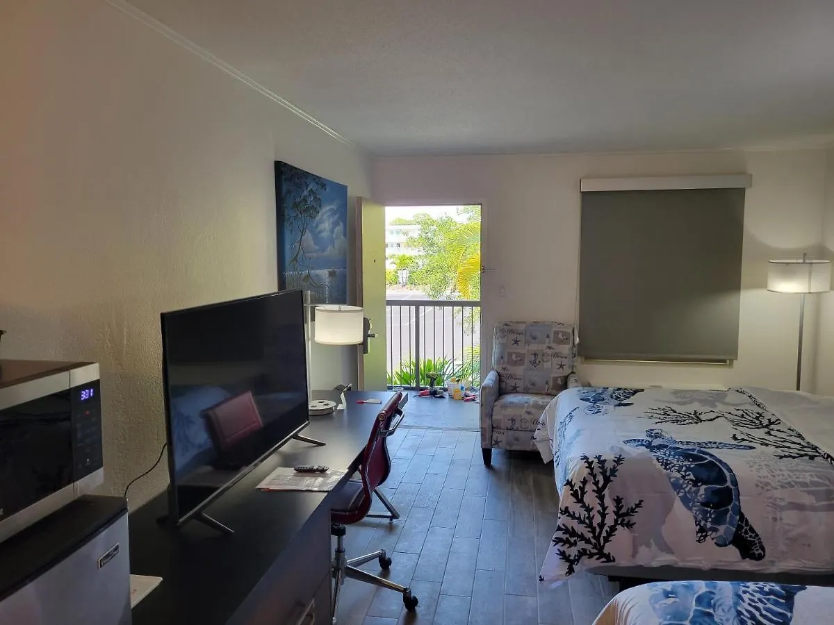 Slice Of Sarasota's Paradise Bayfront