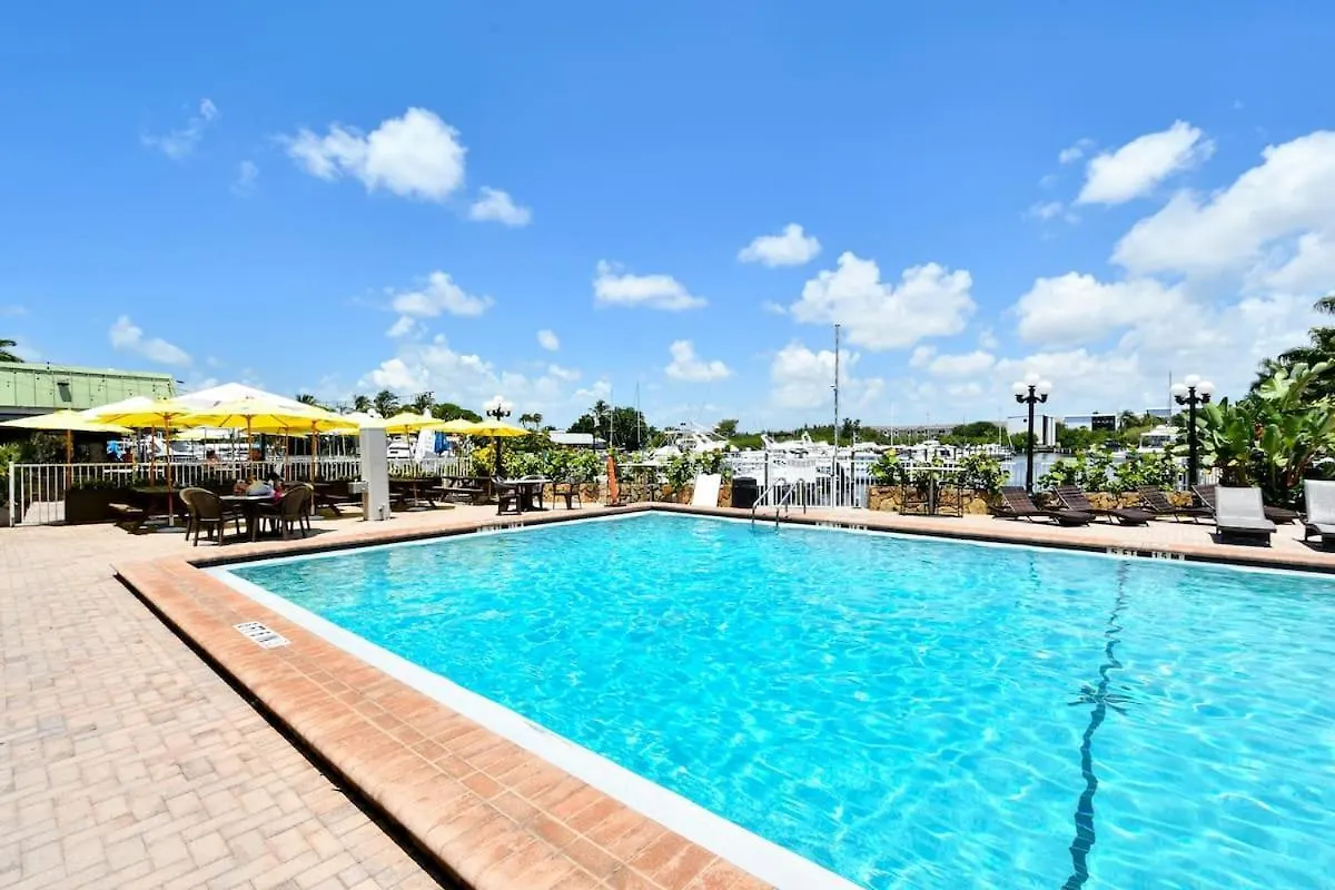 Slice Of Sarasota's Paradise Sarasota Bayfront Aparthotel *