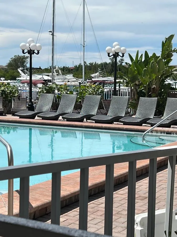 Marina Vibes - * Sarasota
