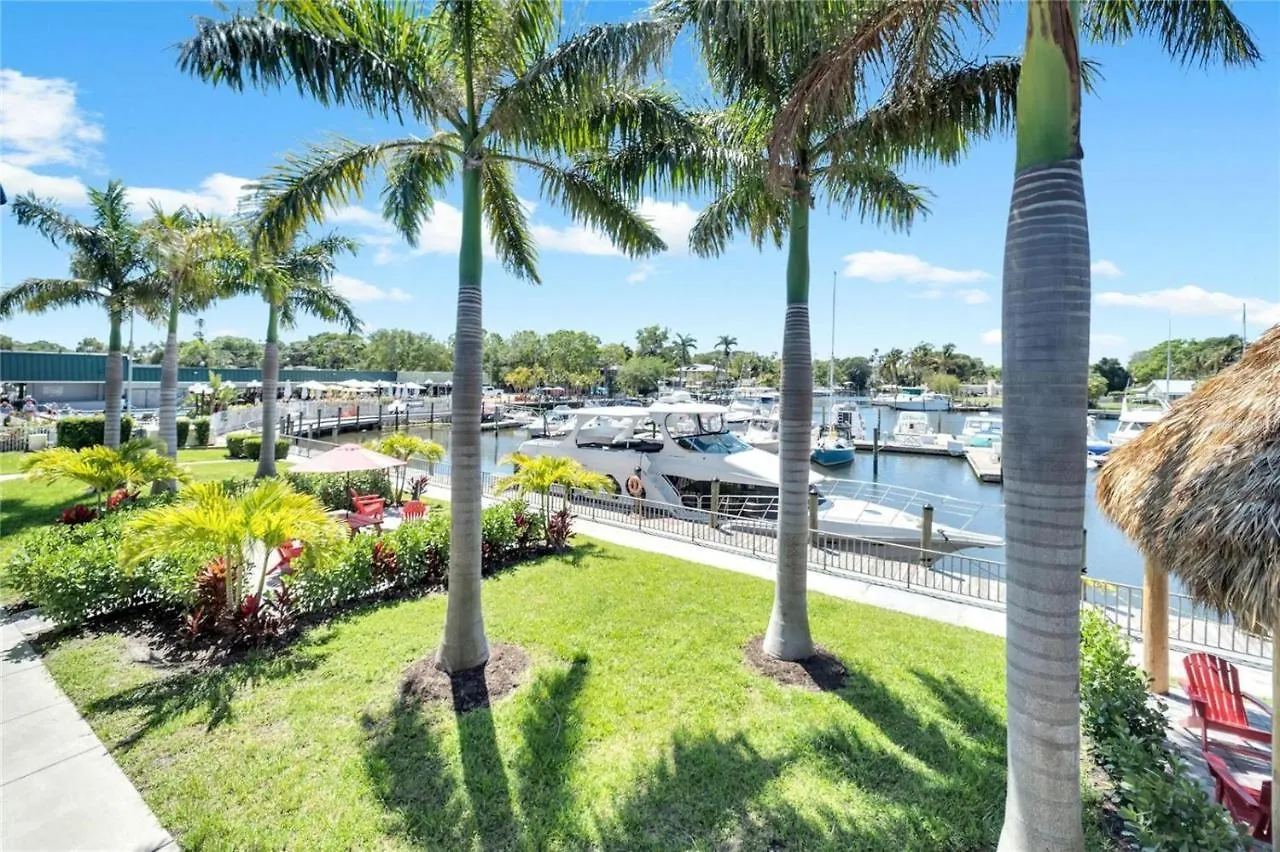 Marina Vibes - * Sarasota