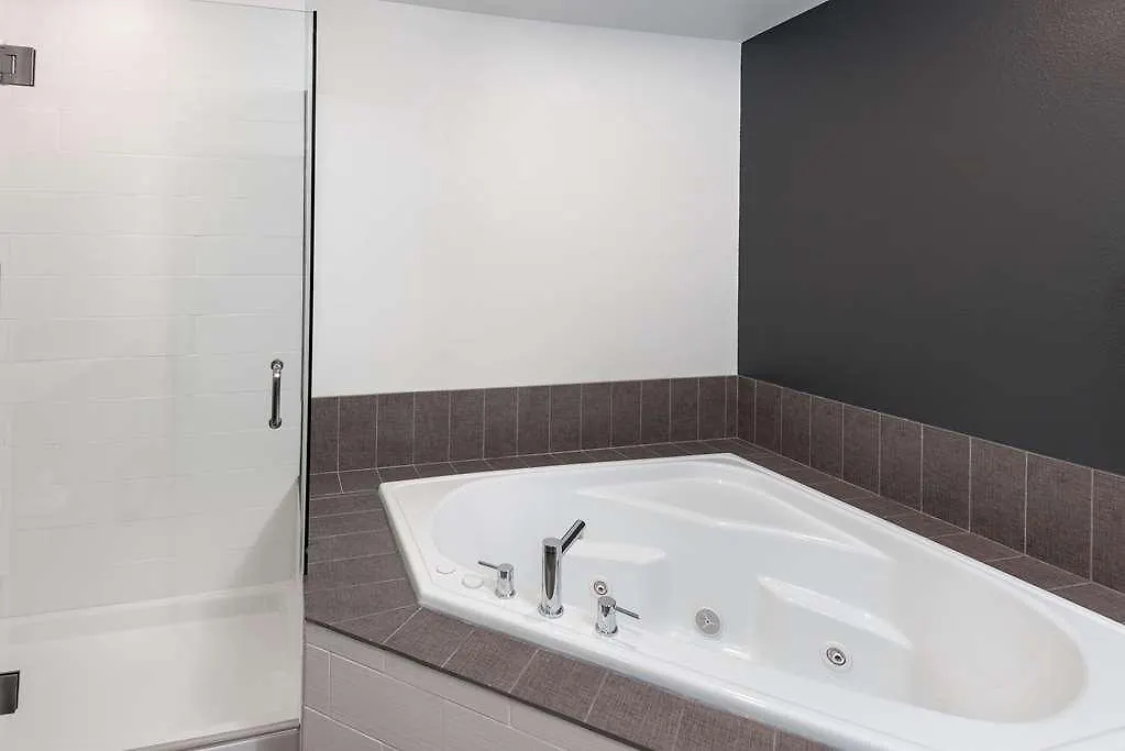 Hotel Magnolia Pointe, Bw Signature Collection Sarasota