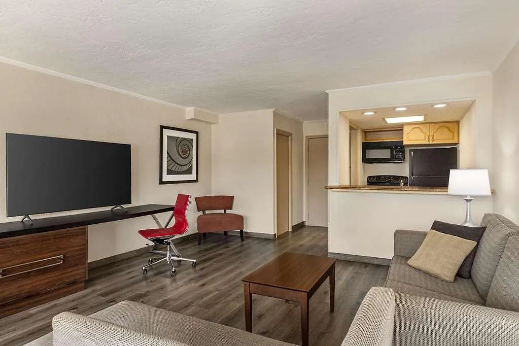 Ramada By Wyndham Waterfront Sarasota