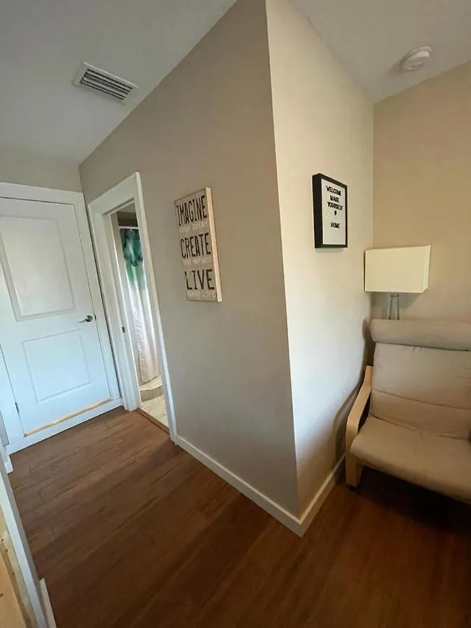 Homestay Quaint Guest Close To Siesta Key *