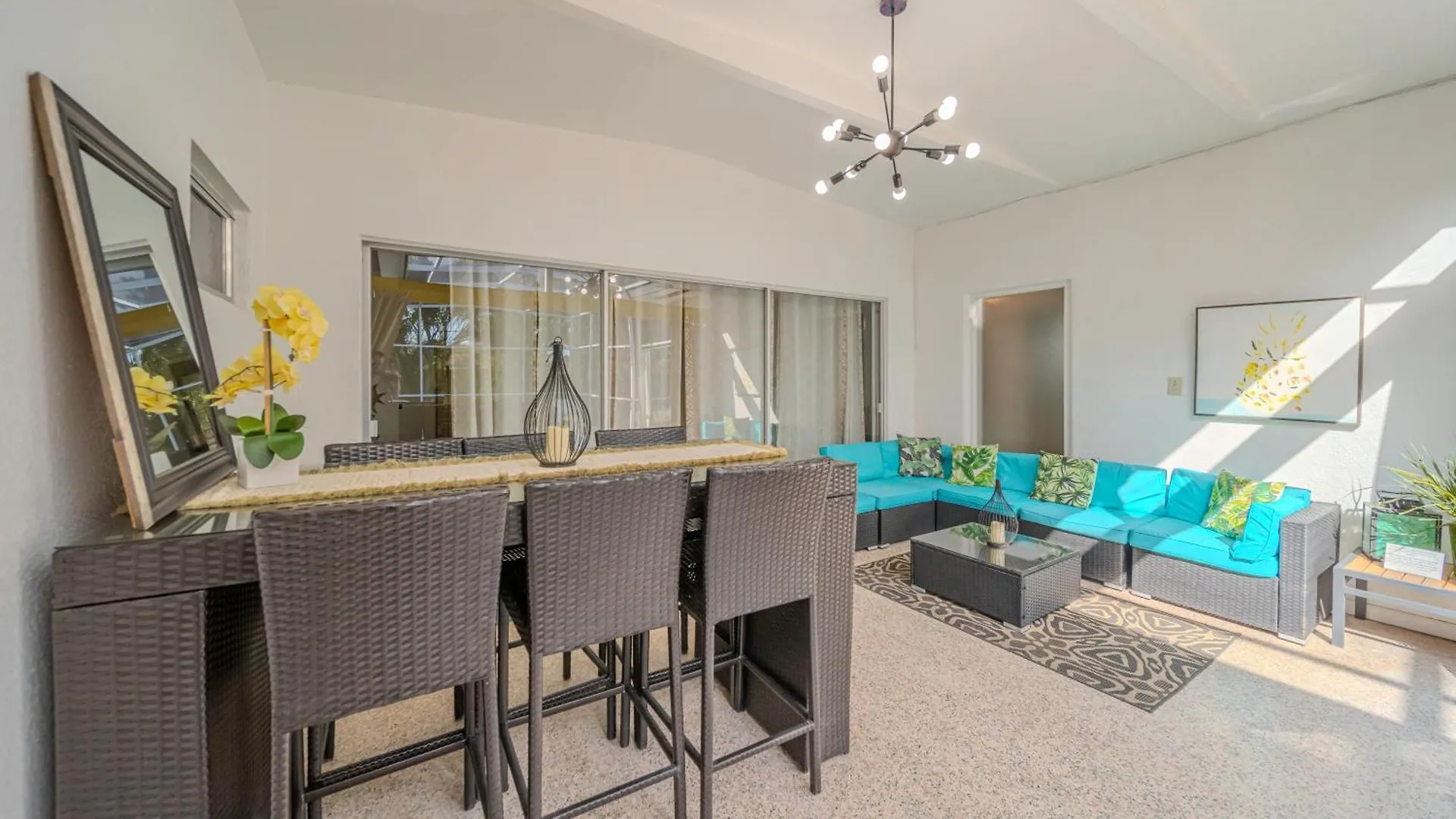 بيت للعطل Fantastic Island House 1 Mile To The With Heated Pool