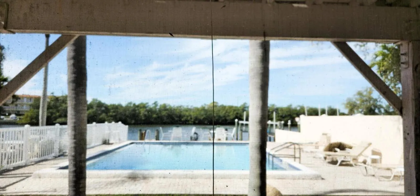 Apartment Manatee Key-waterfront Minutes To Turtle