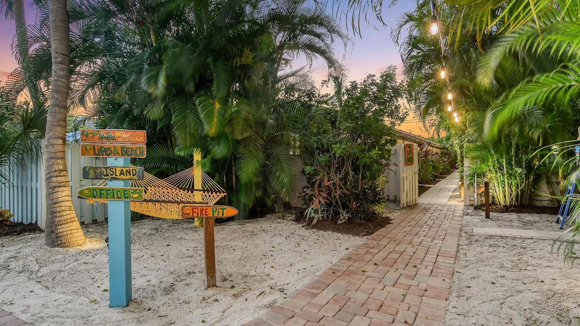 酒店 Siesta Key Palms 3*