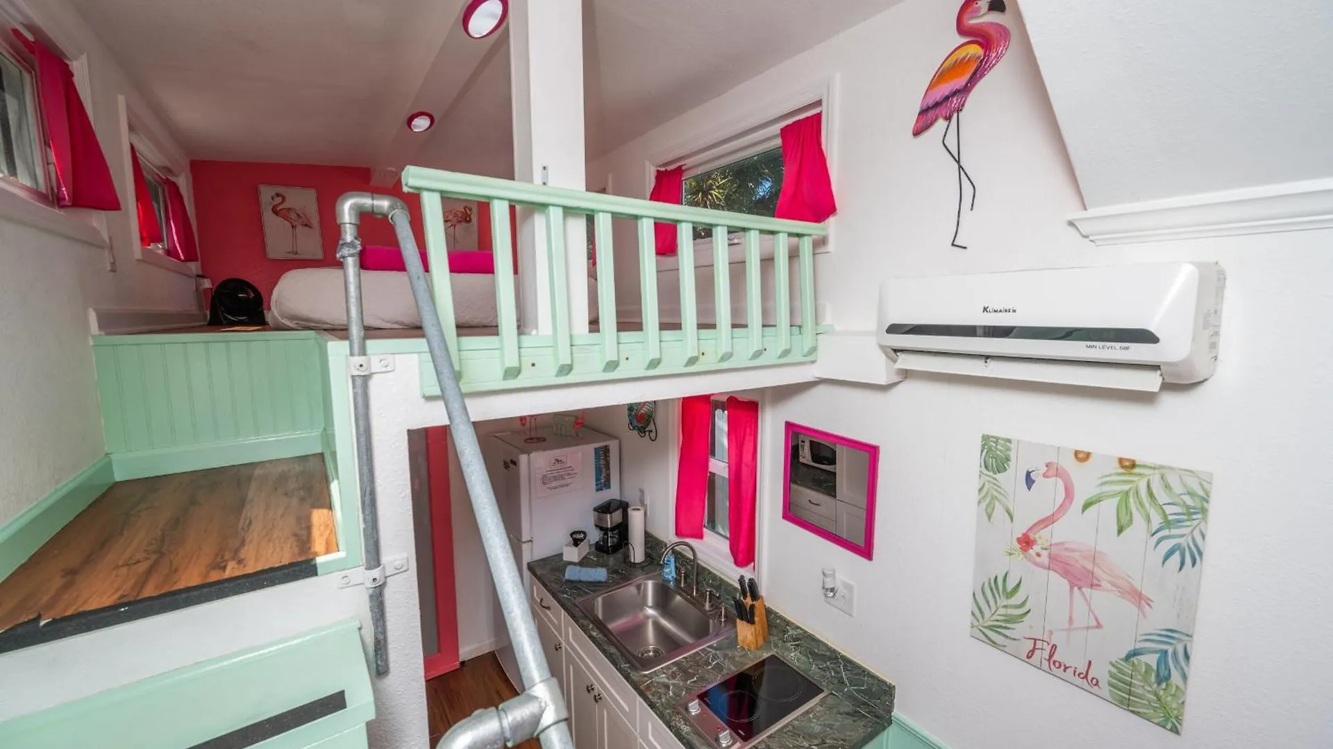 Tiny House Siesta Holiday home *