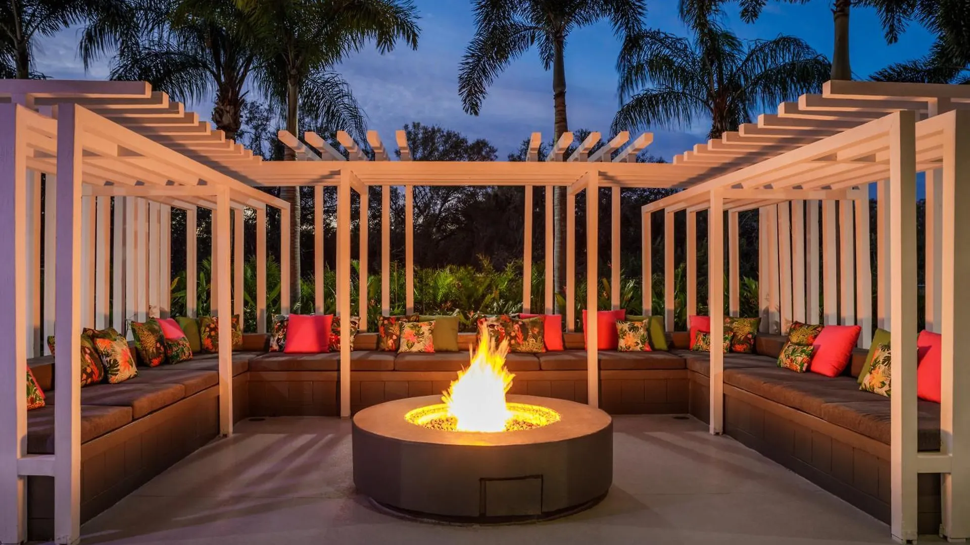 Doubletree By Hilton Bradenton Airport Hotel 4*