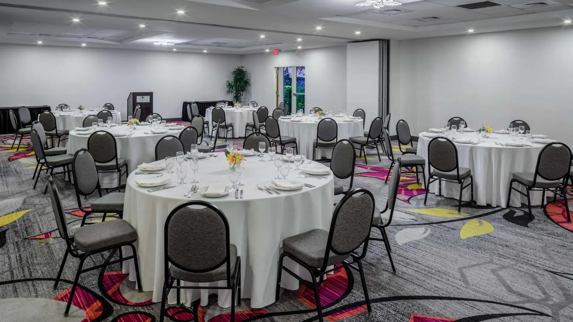 Hotel Doubletree By Hilton Bradenton Airport 4*