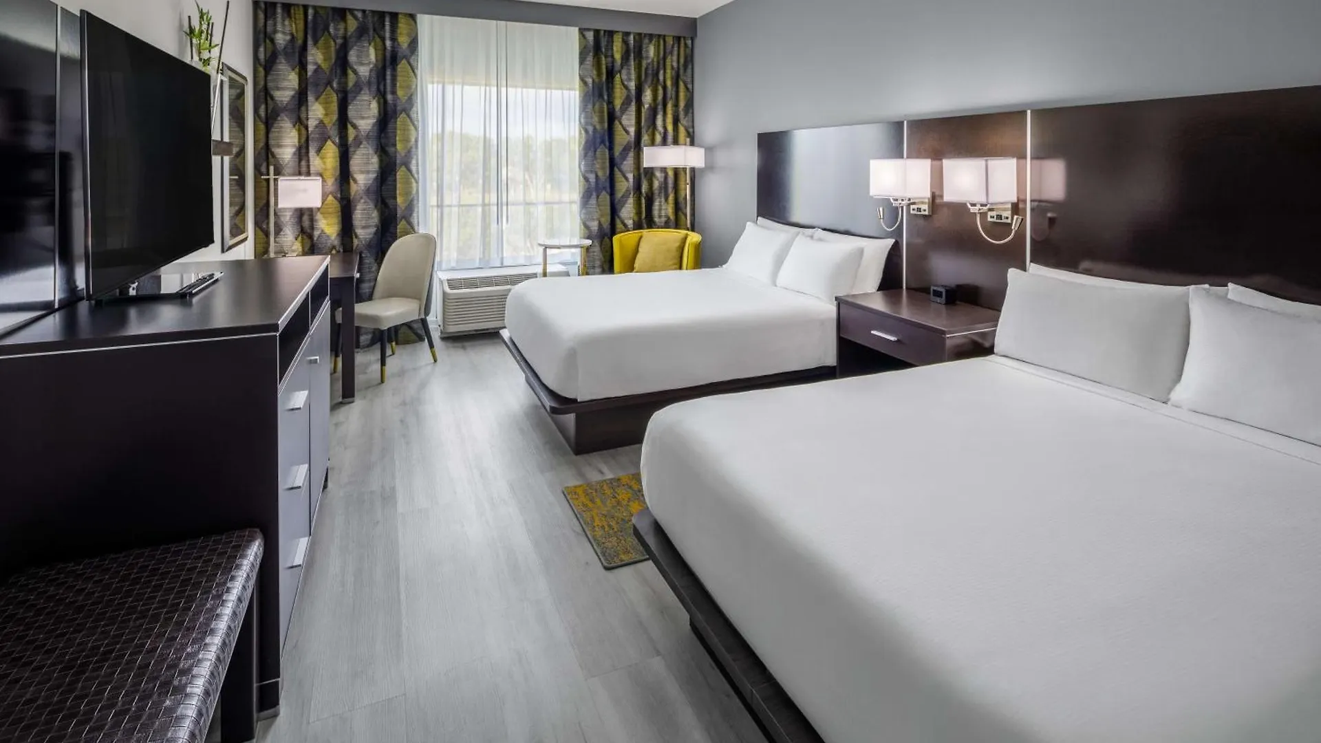 Doubletree By Hilton Bradenton Airport