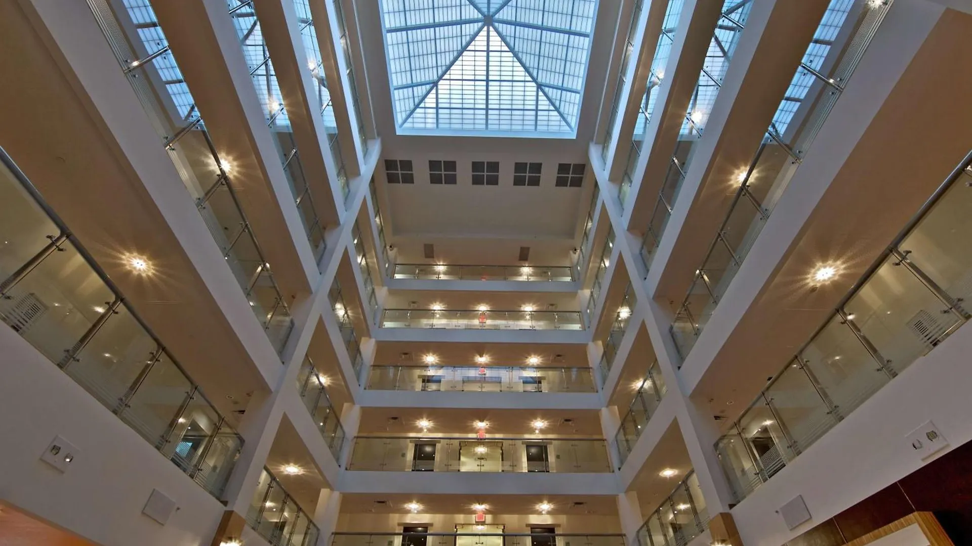 Doubletree By Hilton Bradenton Airport 4*