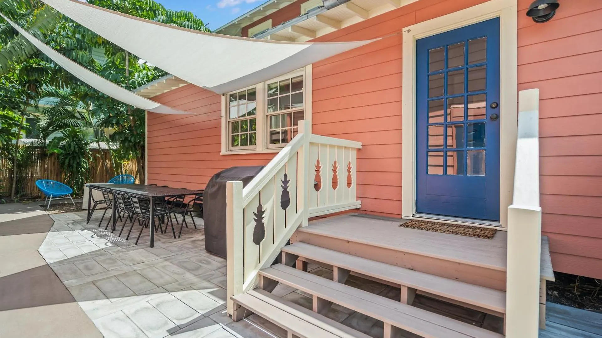 Julia Place * Sarasota