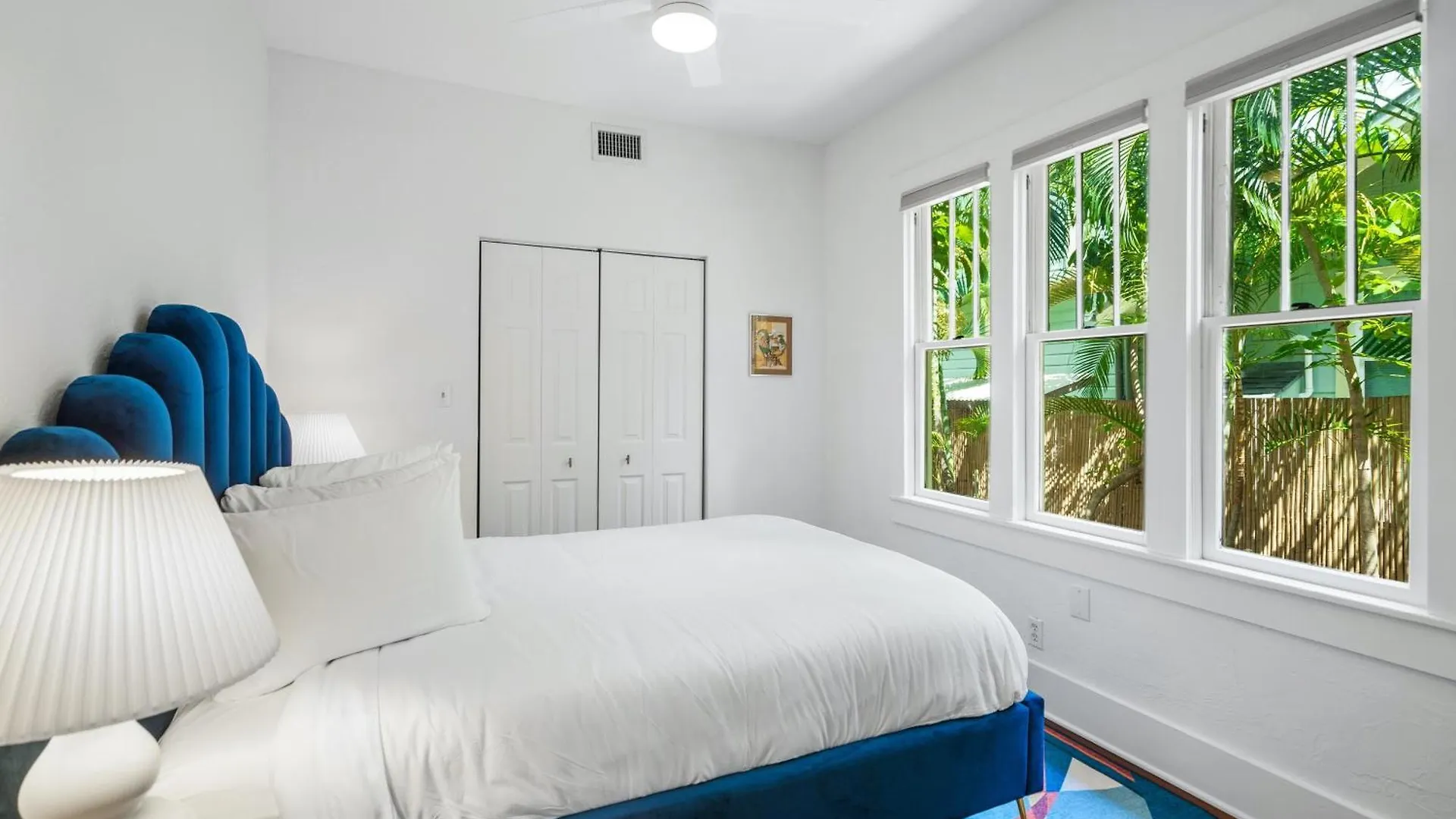 Julia Place Holiday home