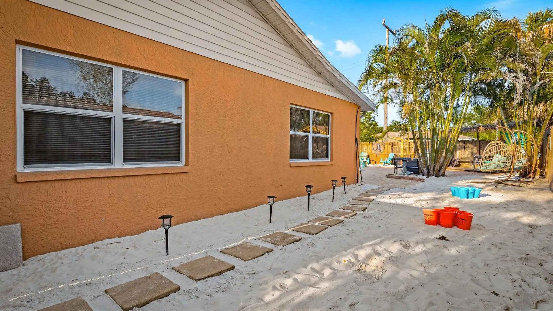 Coastal W Amazing Courtyard - Splash Pad! Sarasota