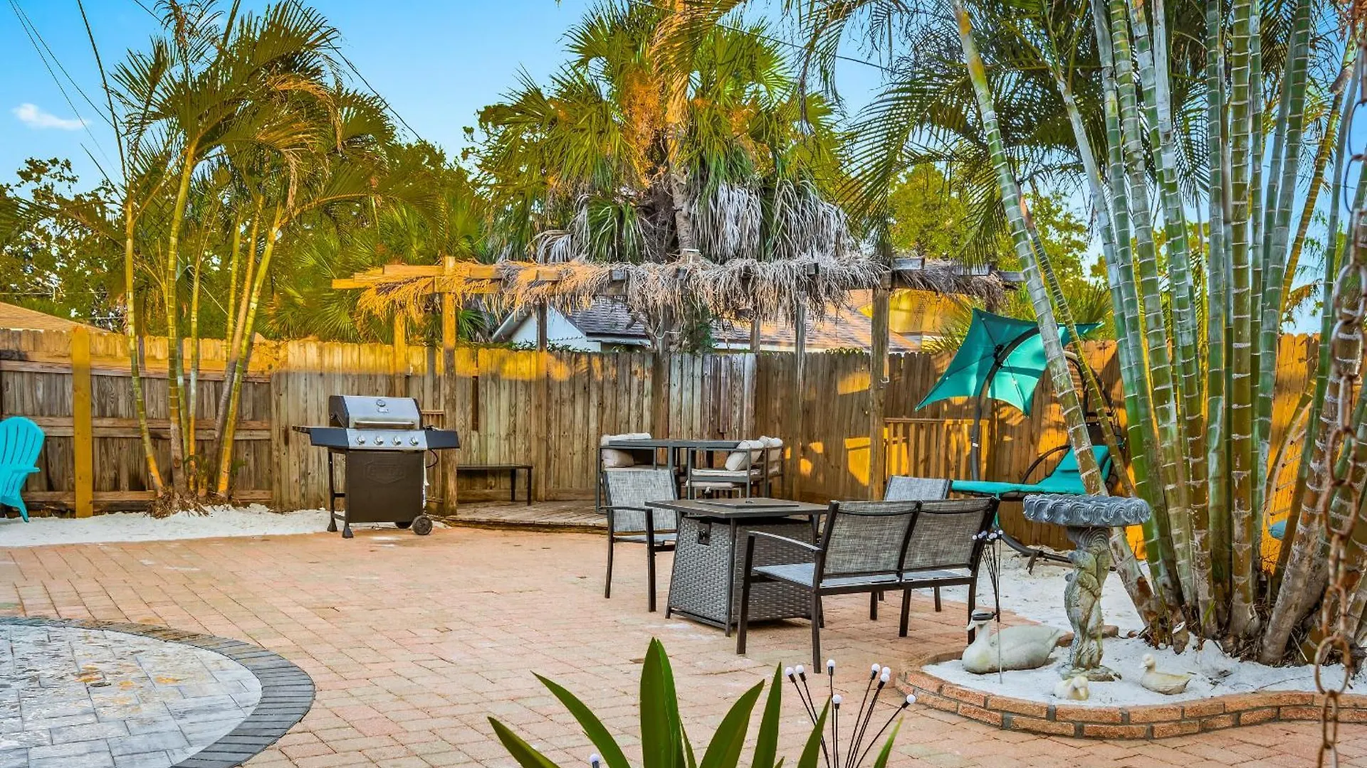 Holiday home Coastal W Amazing Courtyard - Splash Pad! *
