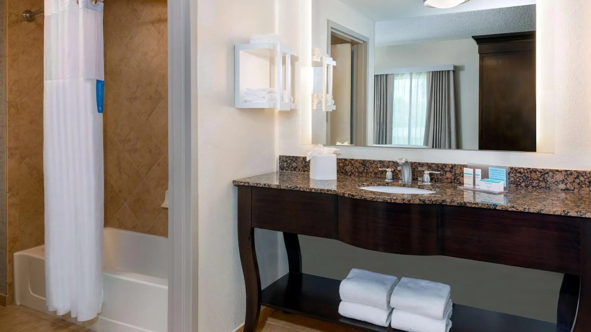 Hampton And Sarasota/lakewood Ranch Sarasota