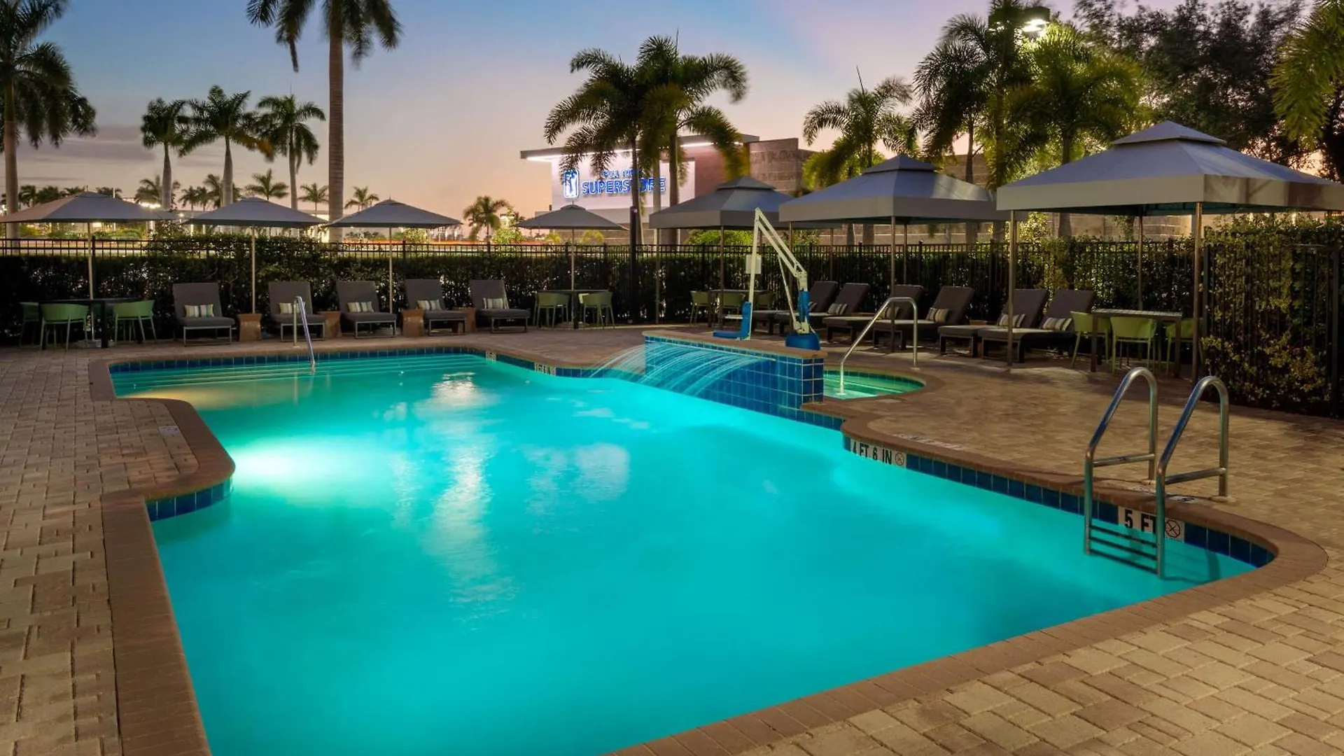 Hampton And Sarasota/lakewood Ranch Sarasota