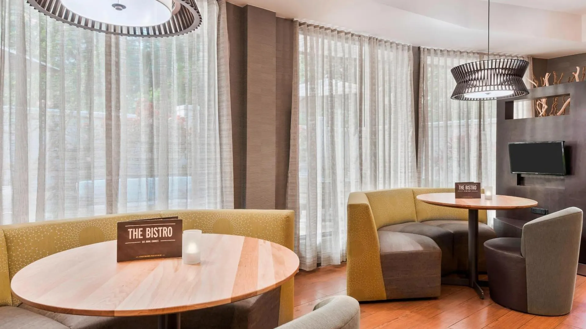 Hotel Courtyard Bradenton Airport 3*