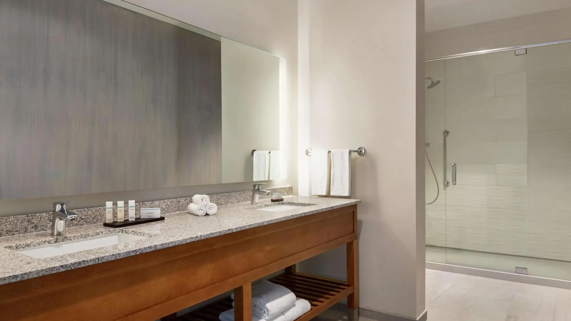 Embassy By Hilton 4* Sarasota