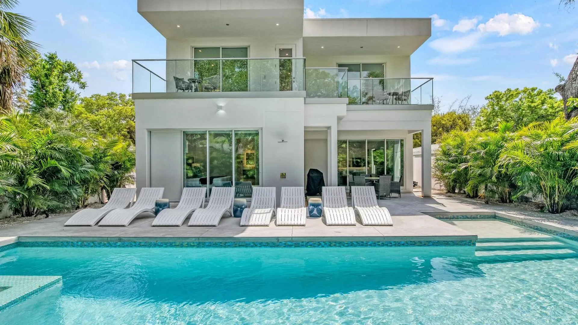 Tamiami Vice - 2327 Holiday home